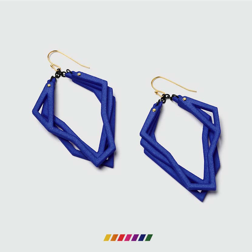 Lightweight statement earrings with color bar.